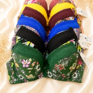 سوتین اسفنجی فنردار بالا گیپور(زمینه طرح دار)(جین ۶ عددی)